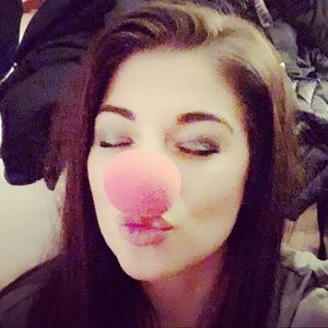 Meet your Posher, Lesa